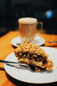 Read more about the article 3 Creative and Delicious Cake Recipes