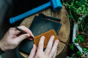 Read more about the article Celebrate National Leathercraft Day with Creativity and Skill